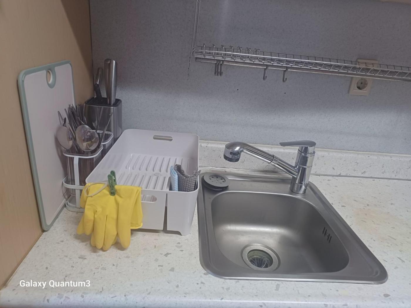 Hongdae Guesthouse2 1Min From Hongik Uni Station Exit #1 Seoul Exteriör bild