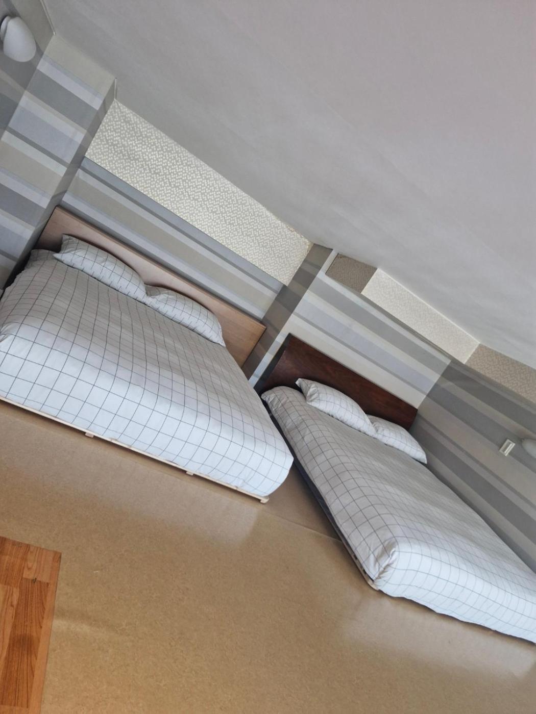 Hongdae Guesthouse2 1Min From Hongik Uni Station Exit #1 Seoul Exteriör bild